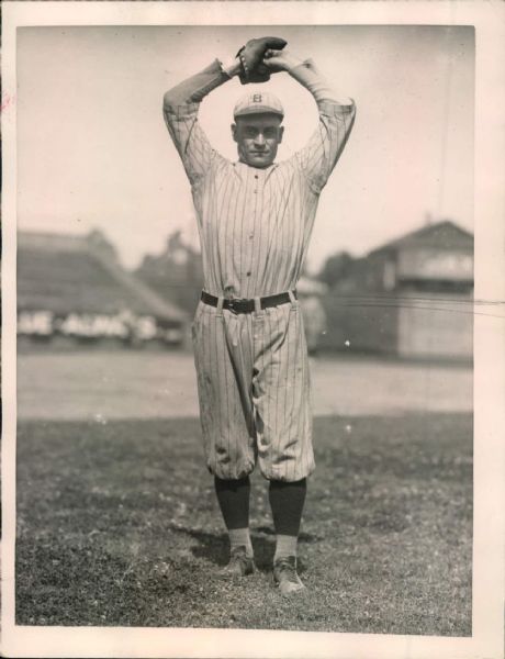1920-21 crica Clarence Mitchell Brooklyn Robins "The Sporting News Collection Archives" Original Type 1 6.5" x 8.5" Photo (Sporting News Collection Hologram/MEARS Type 1 Photo LOA)