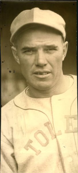 1929 Harry McCurdy Toledo Mud Hens "The Sporting News Collection Archives" Original Photo (Sporting News Collection Hologram/MEARS Photo LOA)