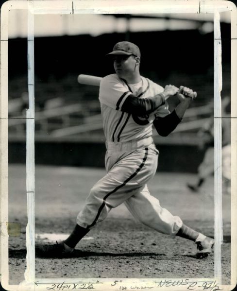 1935 Billy Herman Chicago Cubs "The Sporting News Collection Archives" Original 8" x 10" Photo (Sporting News Collection Hologram/MEARS Photo LOA)