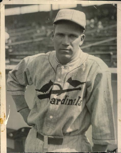 1925 Lester Bell St. Louis Cardinals"The Sporting News Collection Archives" Original Photo (Sporting News Collection Hologram/MEARS Photo LOA)