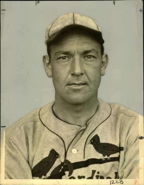 1934-36 circa Virgil "Spud" Davis St. Louis Cardinals "The Sporting News Collection Archives" Original 6.5" x 8.5" Photo (Sporting News Collection Hologram/MEARS Photo LOA)