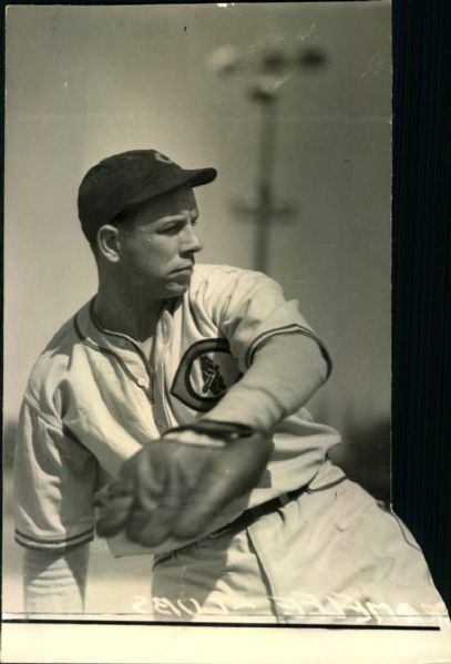 1937 Roy Parmelee Chicago Cubs "The Sporting News Collection Archives" Original 5.5" x 9" Photo (Sporting News Collection Hologram/MEARS Photo LOA)