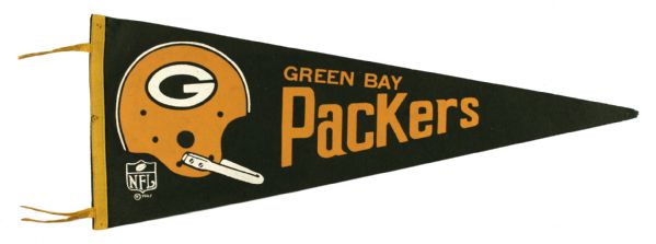 1960s - 70s Green Bay Packers Pennant - Lot of 2 & Mini-Pennant