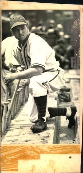 1932-38 Frank Demaree Chicago Cubs "The Sporting News Collection Archives" Original 4" x 8 1/2" Photo (Sporting News Collection Hologram/MEARS Photo LOA)