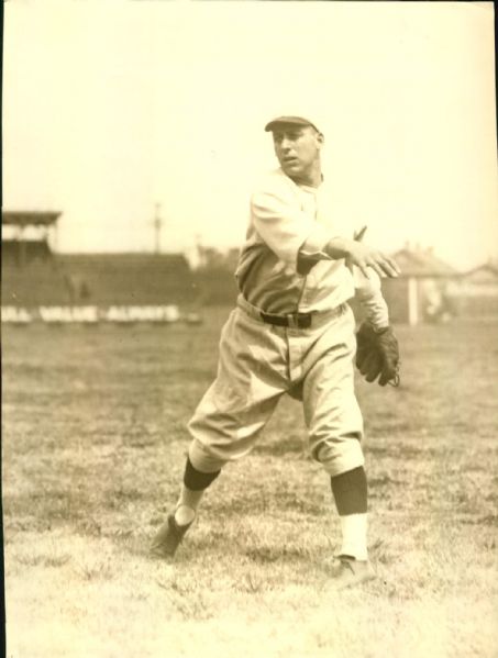 1925-26 Joe Kiefer Boston Red Sox  "The Sporting News Collection Archives" Original 8" x 10" Photo (Sporting News Collection Hologram/MEARS Photo LOA)