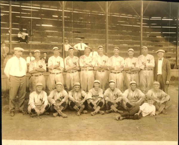 1923 Ardmore Snappers "The Sporting News Collection Archives" Original 7" x 9" Photo (Sporting News Collection Hologram/MEARS Photo LOA)