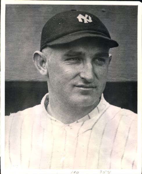 1919-23 circa Carl Mays New York Yankees "The Sporting News Collection Archives" Type A Original 8" x 10" Photo (Sporting News Collection Hologram/MEARS Photo LOA)