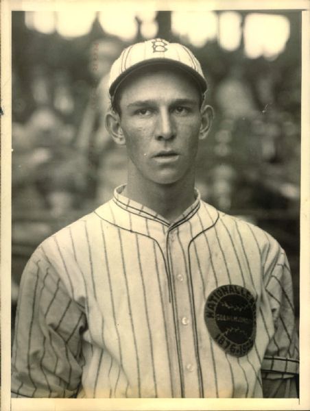 1927 Guy "Gunner" Cantrell Brooklyn Robins "The Sporting News Collection Archives" Original 6" x 8" Photo (Sporting News Collection Hologram/MEARS Photo LOA)