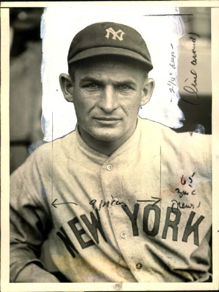 1923-28 circa Mike Gazella New York Yankees "The Sporting News Collection Archives" Original 6" x 8" Photo (Sporting News Collection Hologram/MEARS Photo LOA)