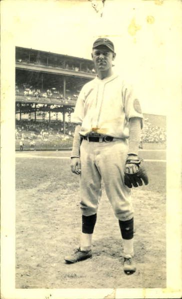 1925 Ray Kremer Pittsburgh Pirates "The Sporting News Collection Archives" Original 2.5" x 4.5" Photo (Sporting News Collection Hologram/MEARS Photo LOA)