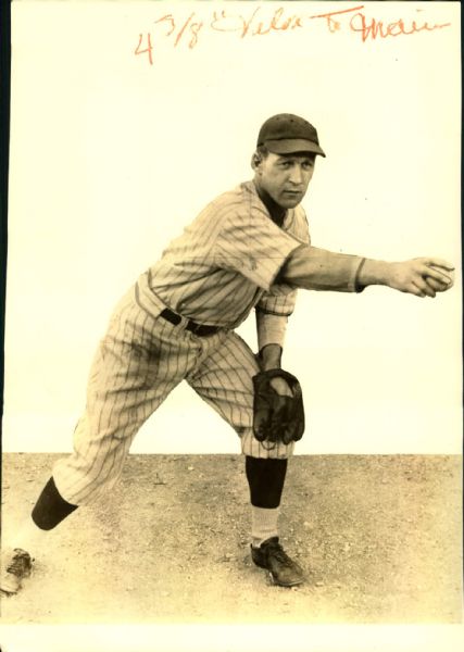 1929-34 circa Leon Chagnon Pittsburgh Pirates "The Sporting News Collection Archives" Original 7" x 10" Photo (Sporting News Collection Hologram/MEARS Photo LOA)
