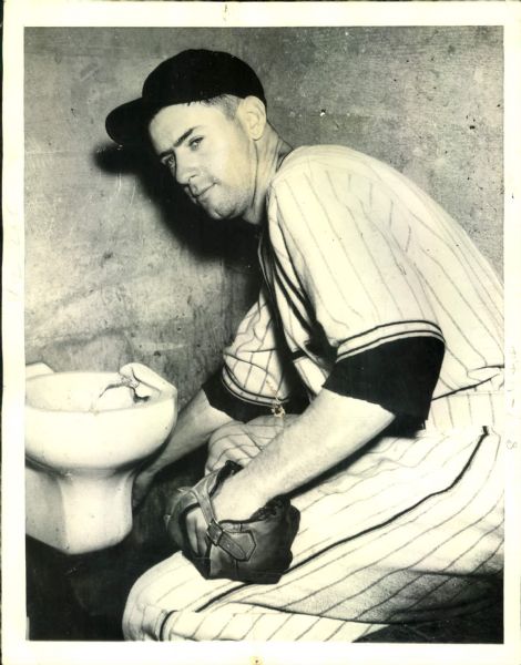 1936 Joe Marty San Francisco Seals PCL "The Sporting News Collection Archives" Original 7" x 9" Photo (Sporting News Collection Hologram/MEARS Photo LOA)