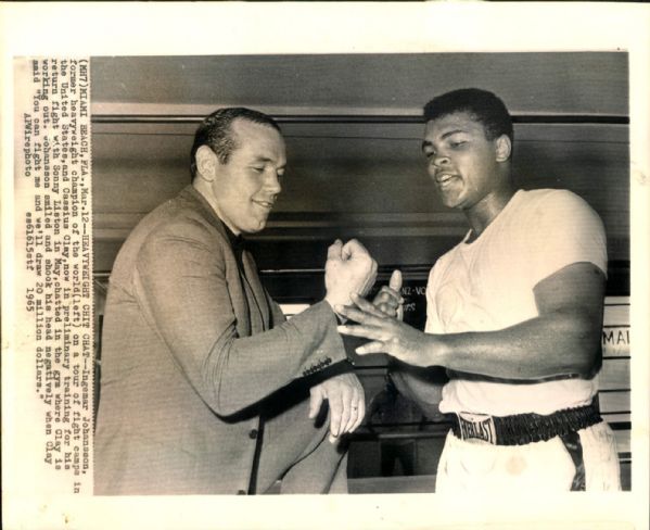1963-88 Cassius Clay / Muhammad Ali "The Chicago Sun Times Photo Archives" Original Photos (Chicago Sun Times Archives Hologram/MEARS Photo LOA) - Lot of 12