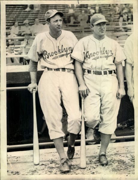 1942 Dixie Walker and Joe Medwick Brooklyn Dodgers “Seattle Times” Original 6.5 x 8.5 News Photo (“Seattle Times” Hologram/MEARS LOA)