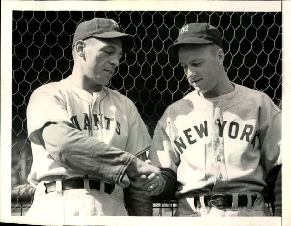 1937 Rival New York Pitchers “Seattle Times” Original 6.5 x 8.5 News Photo (“Seattle Times” Hologram/MEARS LOA)
