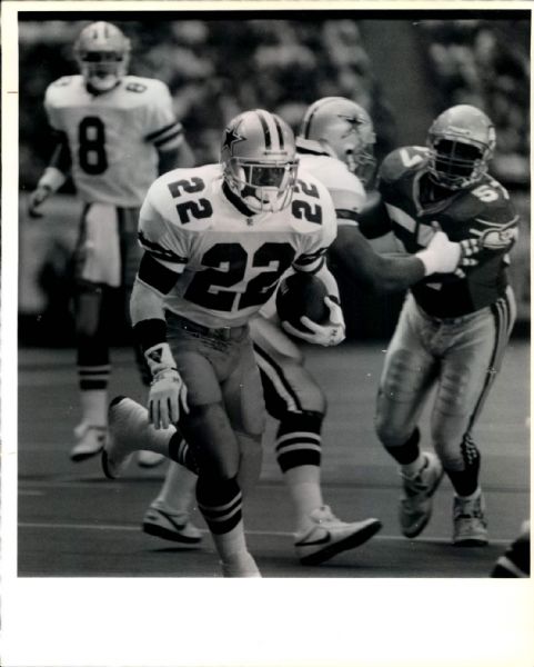 1992 Emmitt Smith Dallas Cowboys “Seattle Times” Original 8 x 10 News Photo (“Seattle Times” Hologram/MEARS LOA)