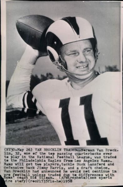 1958 Norm Van Brocklin Los Angeles Rams “Seattle Times” Original 5 x 7.5 News Photo (“Seattle Times” Hologram/MEARS LOA)