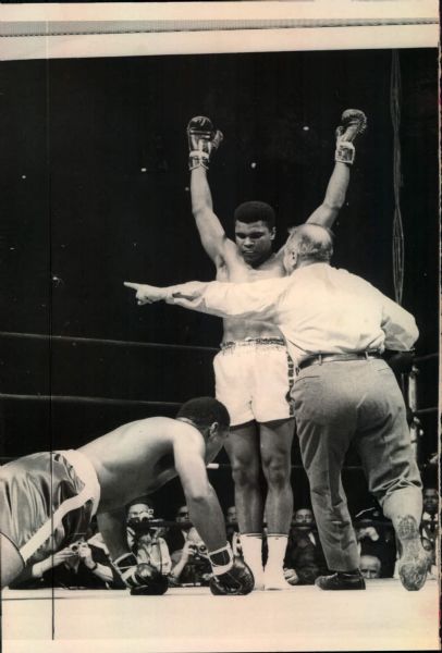 1967 Cassius Clay vs. Zora Folley “St. Petersburg Times” Original News Photo (“St. Petersburg” Hologram/MEARS LOA) - Lot of 8