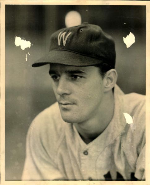 1942-48 Johnny Sullivan Washington Senators "TSN Collection Archives" Original 8" x 10" Photo (Sporting News Collection Hologram/MEARS LOA)