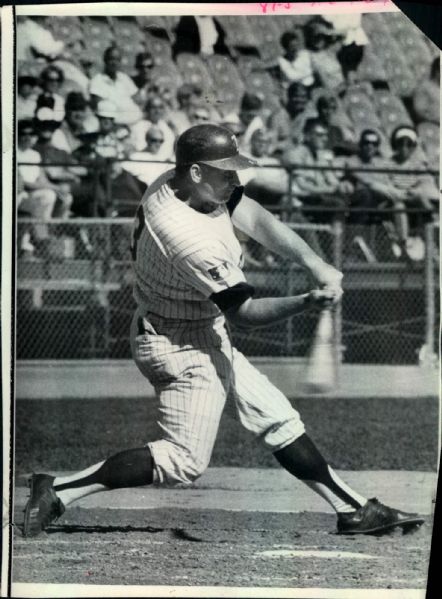1969 Harmon Killebrew Minnesota Twins "Boston Herald Collection Archives" Original 7 1/2" x 10" Photo (BH Hologram/MEARS LOA)