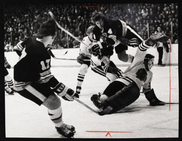 1975 Bobby Hull Boston Bruins & Tony Esposito Chicago Blackhawks Stanley Cup Original 12 1/2" x 10" Oversized Photo 