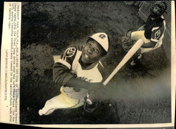 1974 Hank Aaron Atlanta Braves "Boston Herald Collection Archives" Original 7" x 10" Photo (BH Hologram/MEARS LOA)