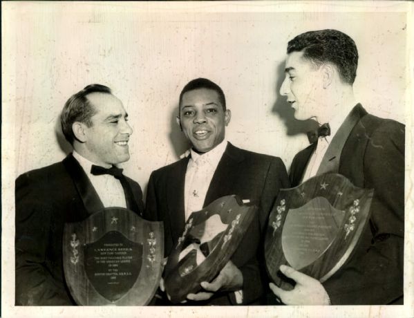 1955 Willie Mays Yogi Berra Johnny Antonelli "Boston Herald Collection Archives" Original 6.5" x 8.5" Photo (BH Hologram/MEARS LOA)
