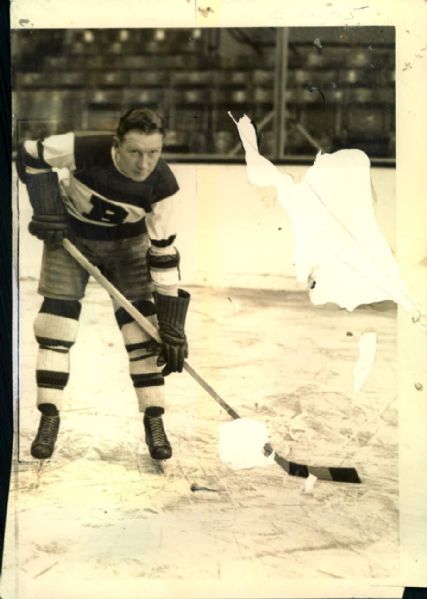 1933 Jack "Red" Beattie Boton Bruins Original 4.5" x 6.5" Photo (MEARS LOA)