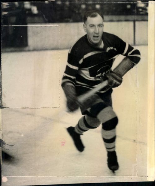 1926 Jim Herbert Boston Bruins Original 5.5" x 6.5" Photo (MEARS LOA)