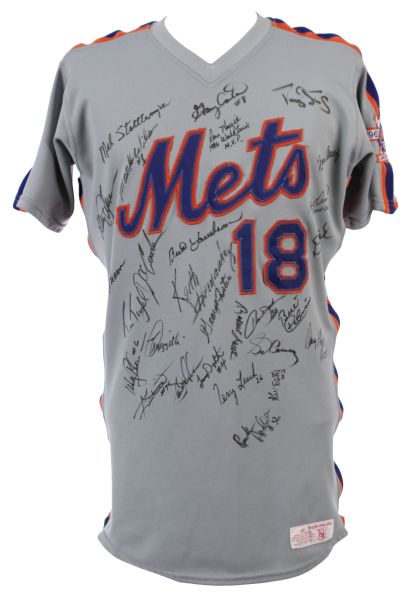 1986 Darryl Strawberry New York Mets Signed Road Jersey w/28 Signatures - JSA