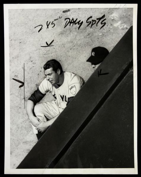 1951 Joe DiMaggio New York Yankees Original 7" x 9" Photo