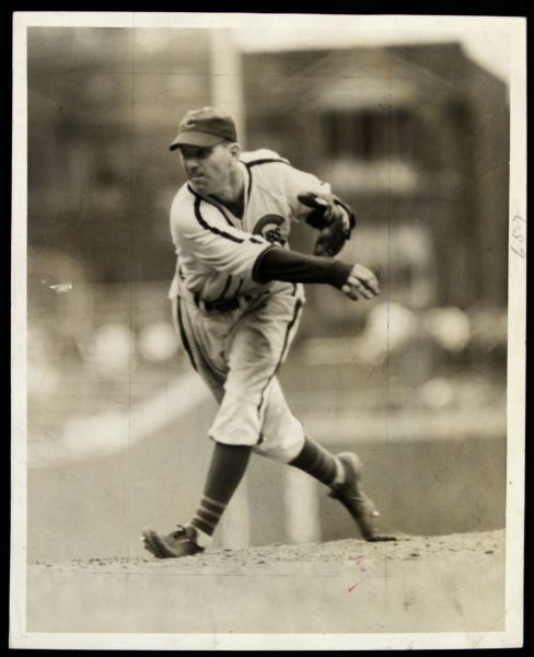 1938 Dizzy Dean Chicago Cubs Original 8"  x 10" Photo