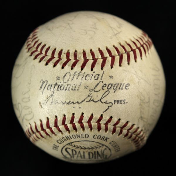 1951-69 Dodgers/Giants/Yankees Signed ONL Giles Baseball w/ 20 Signatures Including Medwick, Frisch, Jurges & More (JSA) 