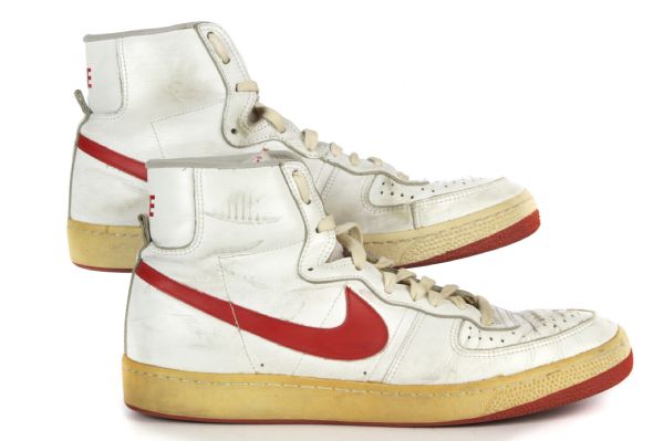 1982-83 Paul Pressey Milwaukee Bucks Signed Game Worn Rookie Year Shoes (MEARS LOA/JSA)