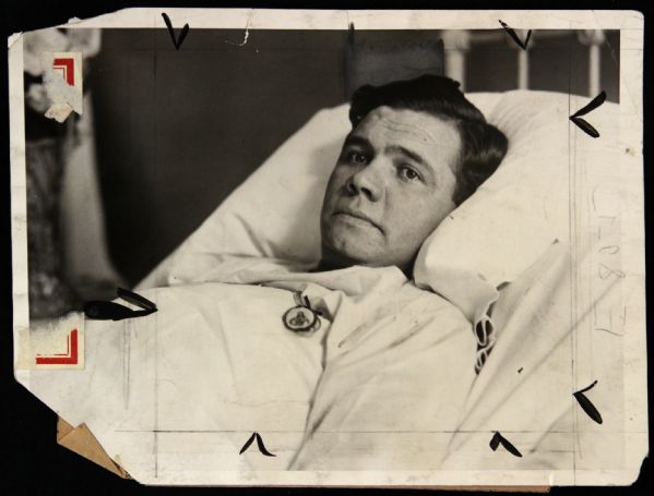1932 Babe Ruth New York Yankees In The Hospital Original 6" x 8" Photo
