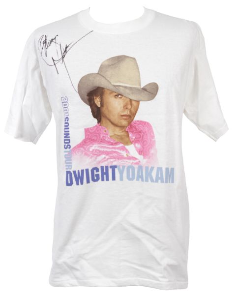 2001 Dwight Yoakam Signed Concert Tour T Shirt (JSA)