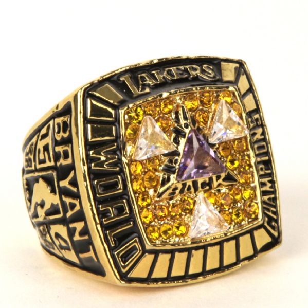 2002 Kobe Bryant Los Angeles Lakers High Quality Replica NBA Championship Ring