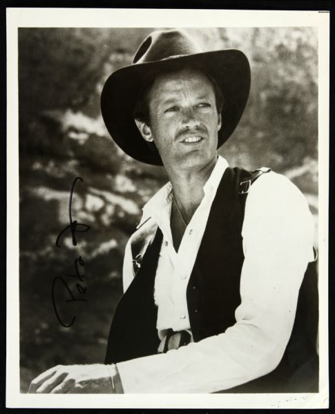 1970s Peter Fonda Signed 8" x 10" Photo (JSA)