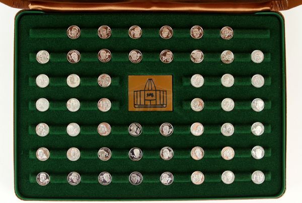 1976 Franklin Mint Pro Football Immortals Mini Coin Collection w/ 50 Coins & Display Box