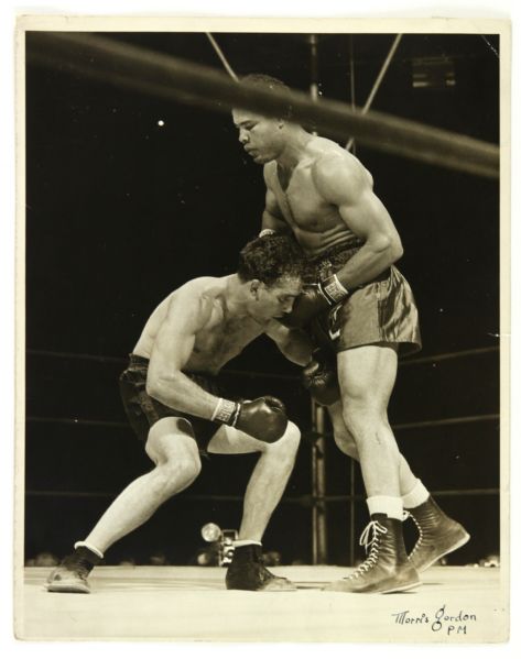 1946 Joe Louis Billy Conn 11" x 14" B/W Championship Fight Photo Morris Gordon Photography
