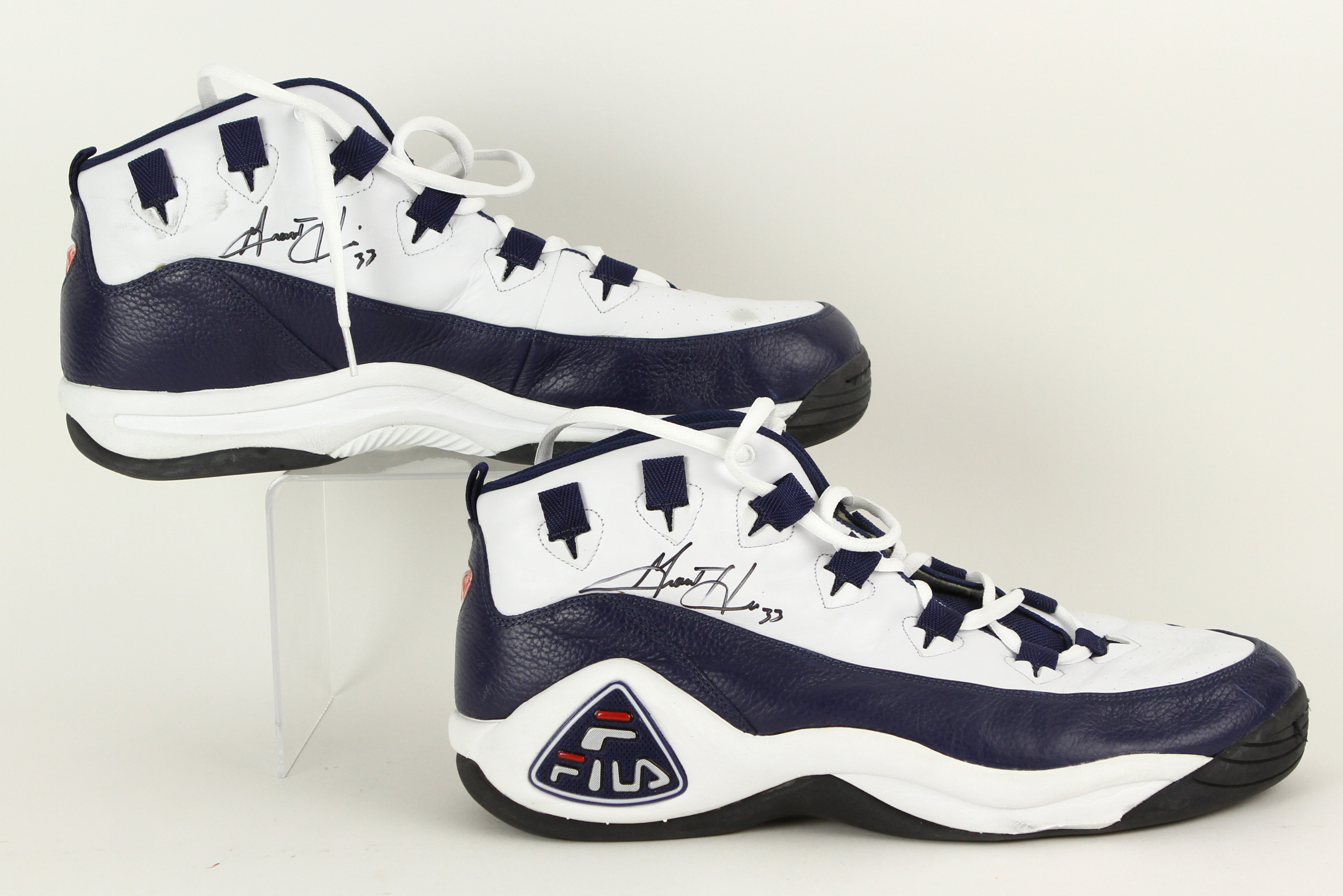 grant hill sneakers 1995