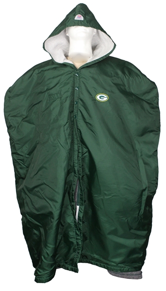 2001-11 Green Bay Packers Reebok Sideline Cape (MEARS LOA)