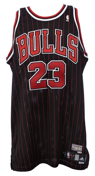 2007-2008 Michael Jordan Chicago Bulls Hardwood Classic Jersey. 