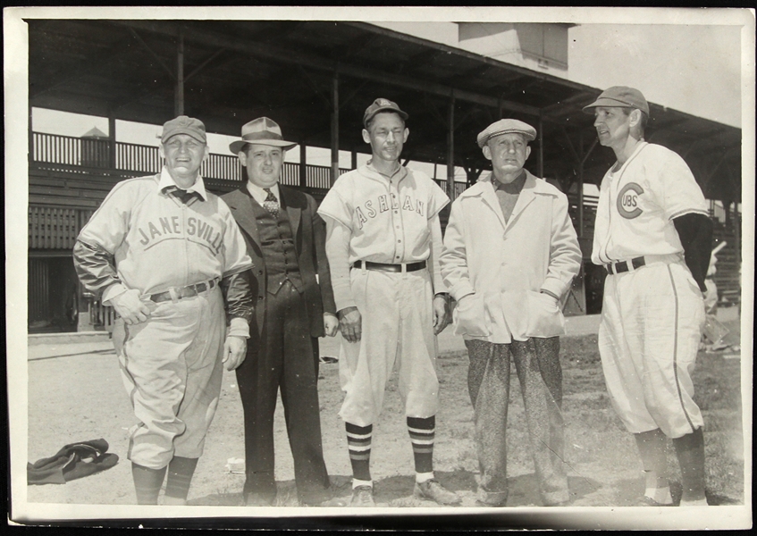 1930s -1940s Chicago Cubs Original 5" x 7" Baseball Photo