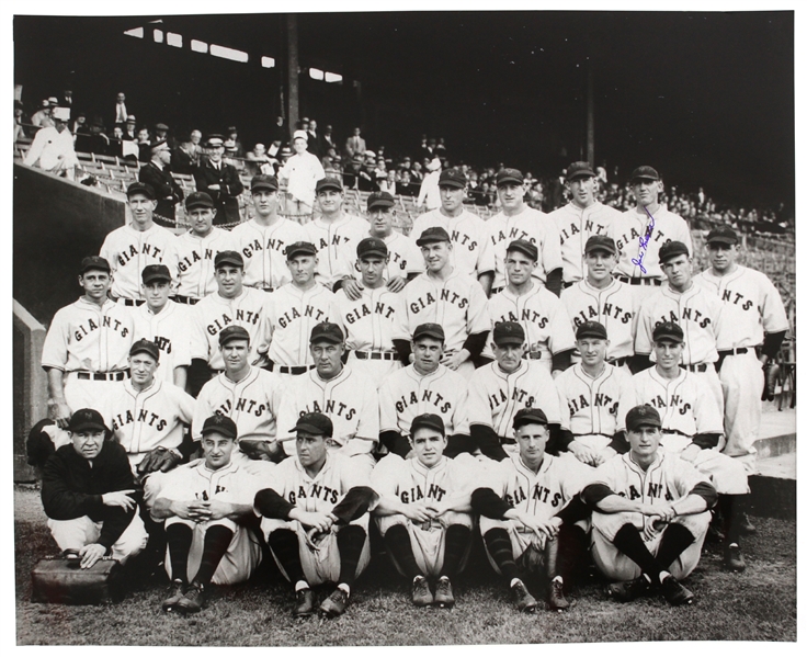 1990s Jo Jo Moore New York Giants Signed 16" x 20" 1933 World Series Champions Team Photo (JSA)