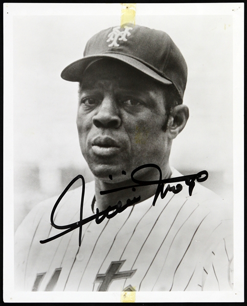 1972-1973 Willie Mays New York Mets Signed 8"x 10" B&W Photo (JSA)