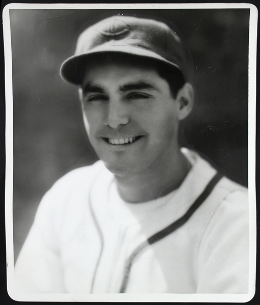 1934-1953 Phil Cavarretta Chicago Cubs Original 8"x 10" Photo