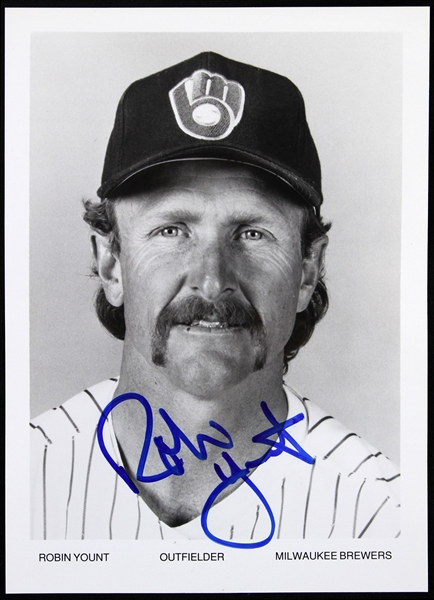 1974-1993 Robin Yount Milwaukee Brewers Signed 5"x 7" B&W Photo (JSA)
