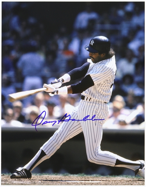 1976 Oscar Gamble New York Yankees Signed 11"x 14" Photo (JSA)