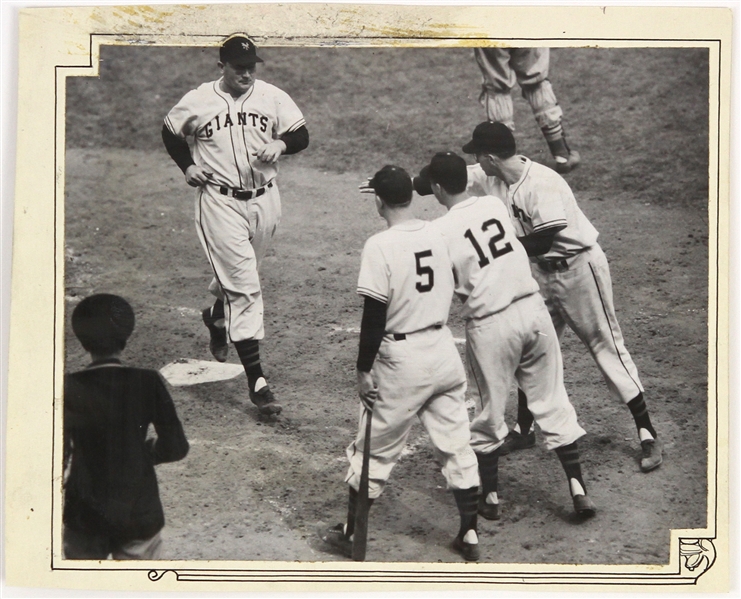 1947 Johnny Mize New York Giants Original 7"x 9" Photo
